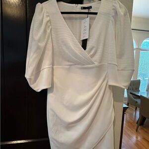 Elegant White Long Sleeve Dress